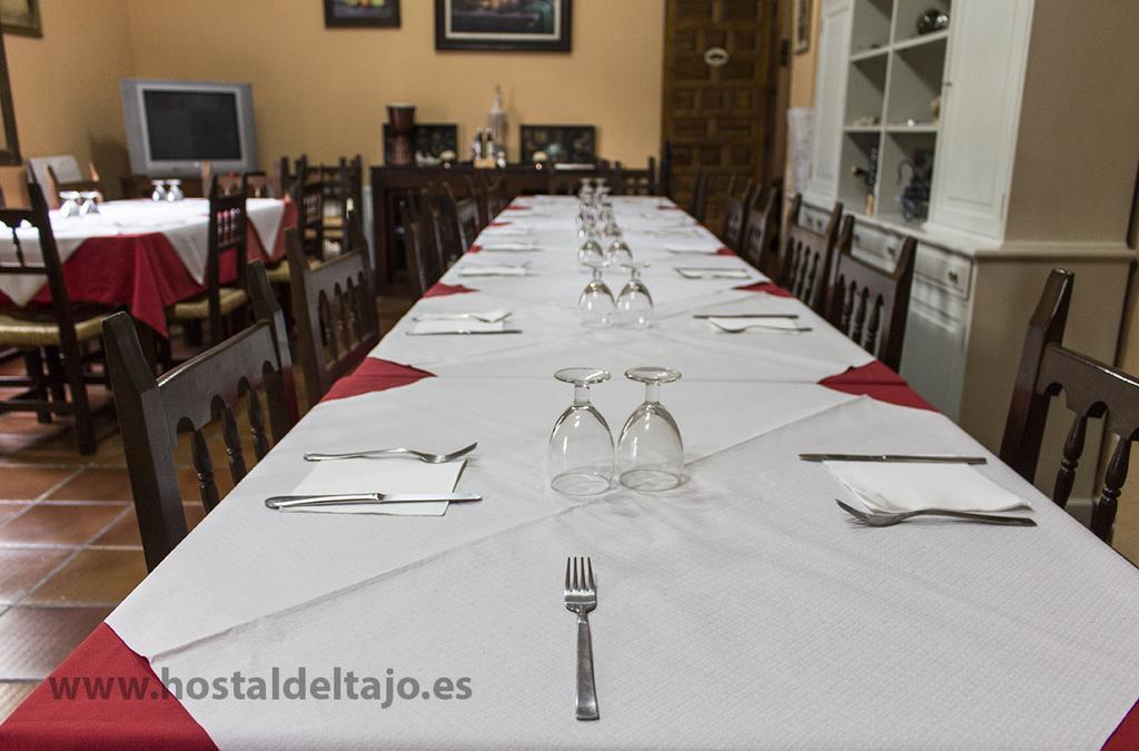 Hostal Del Tajo Peralejos de las Truchas Exteriér fotografie